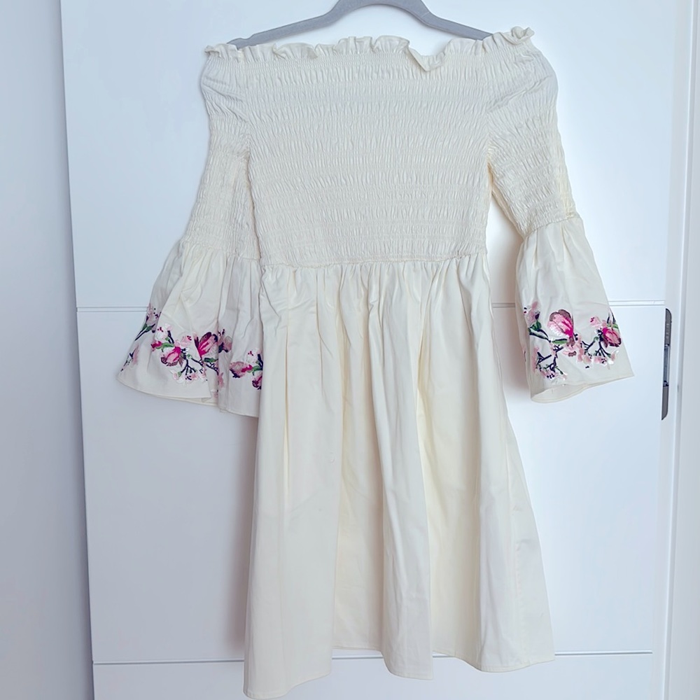 Ted Baker off shoulders dress Size 2